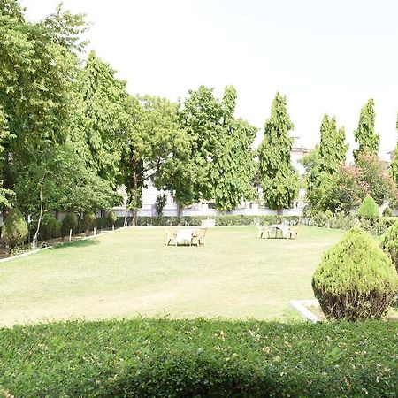 Hotel Lumbini International Bodh Gaya Exterior photo